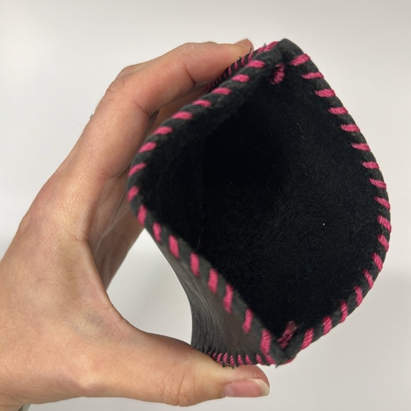 Wolf River Handcut Leather Wallet - Picture 3 of 7